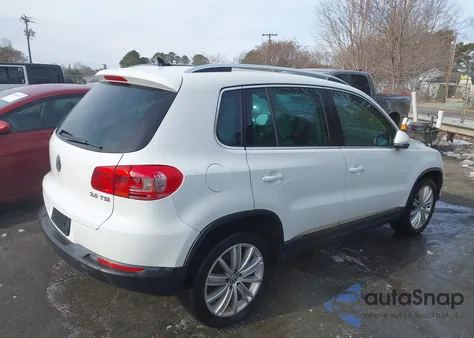 2015 Volkswagen Tiguan Se z USA, uszkodzony, nr VIN WVGAV7AX2FW612647